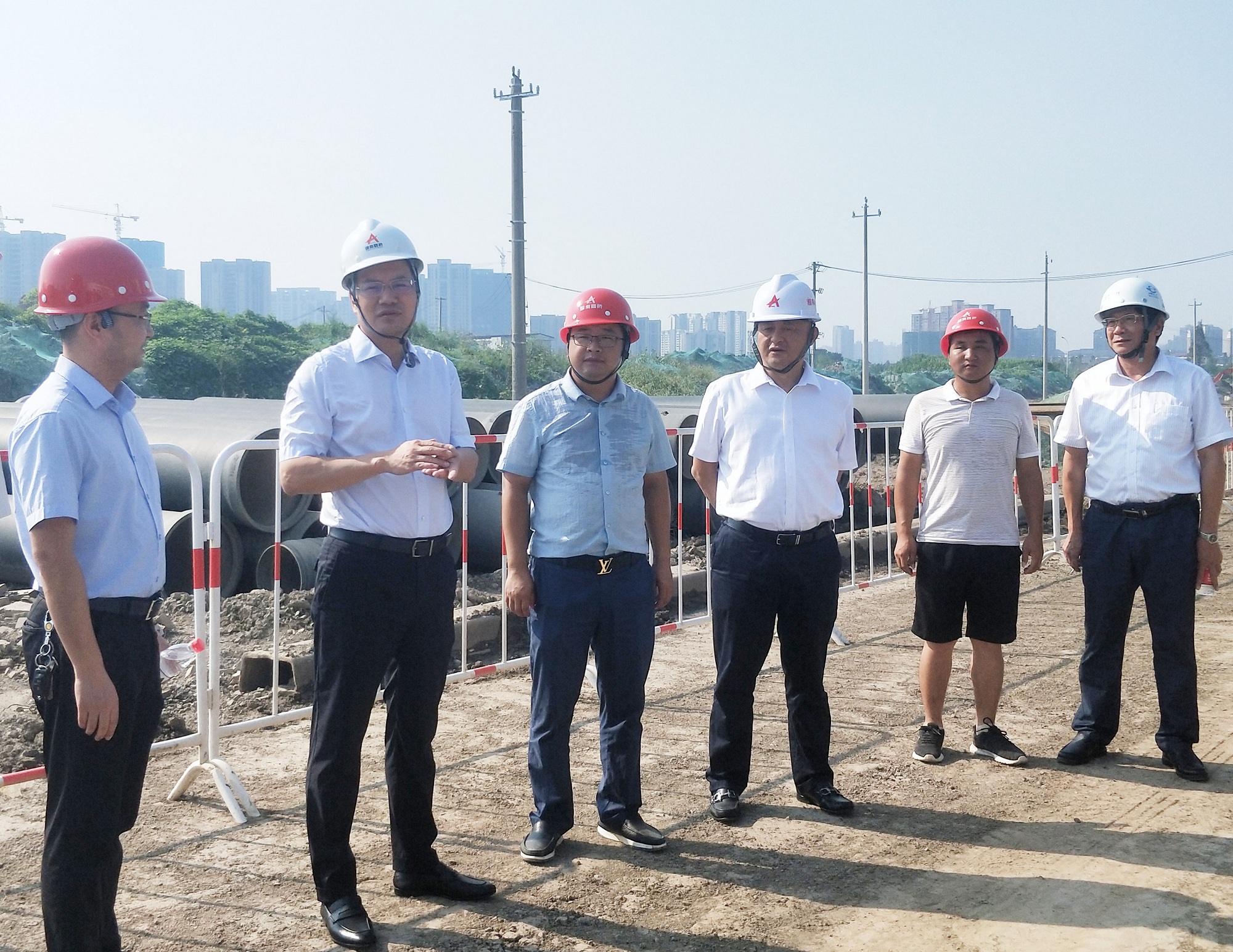 杨雄伟调研荆州红蹊径市政项目_副本_副本.jpg